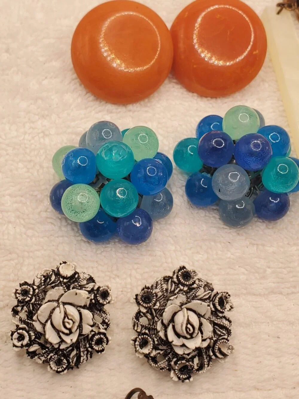 from GGMJTREASURES 14 pair